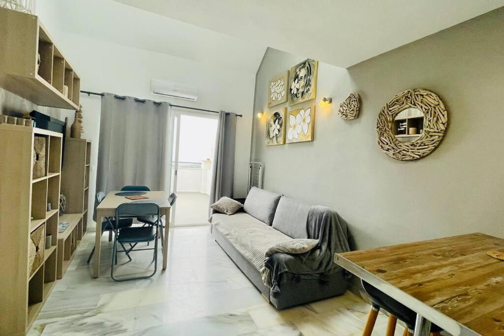 Atico Con Bonita Vista. En Urbanizacion Privada.! Lejlighed Estepona Eksteriør billede